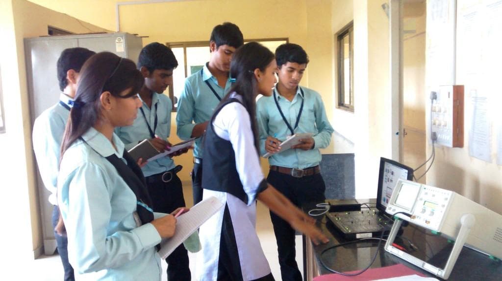 Shree Dhanvantary College of Engineering and Technology Surat Campus photo 7